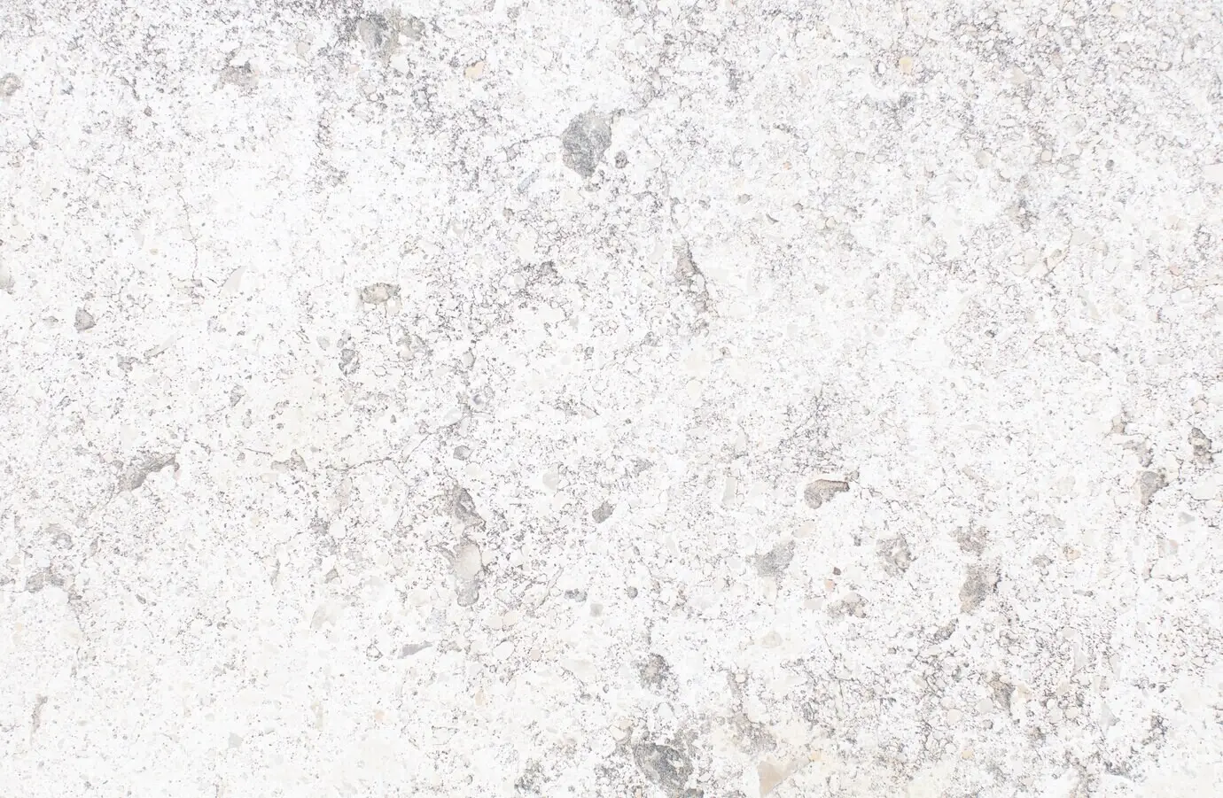 Bitte sende mir den Originaltext der Beschreibung, den ich auf Deutsch umformulieren soll.